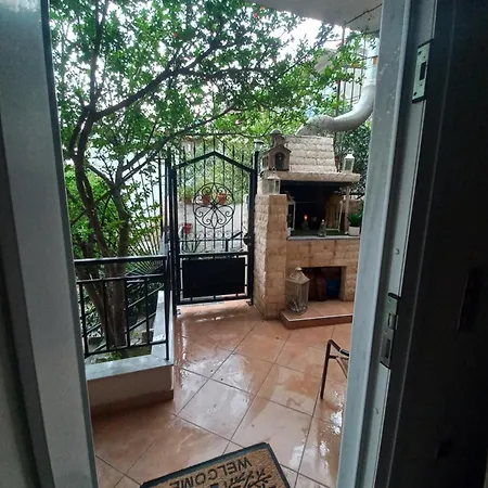 Apartment Vaios House *